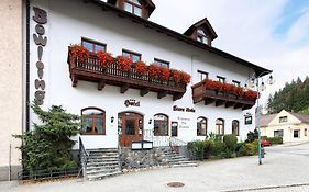 Hotel Stara Skola